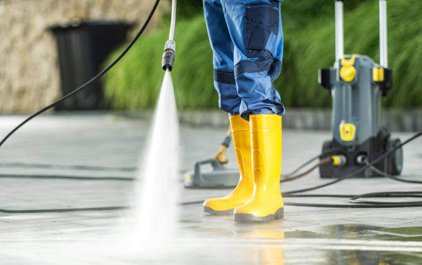 Best Garage Pressure Washing  in Lakeland Highlands, FL